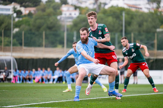 Jo Inge Berget of Malmö FF and Tin Jedvaj of Lokomotiv
