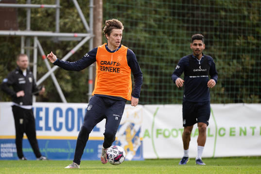 Simon Thern