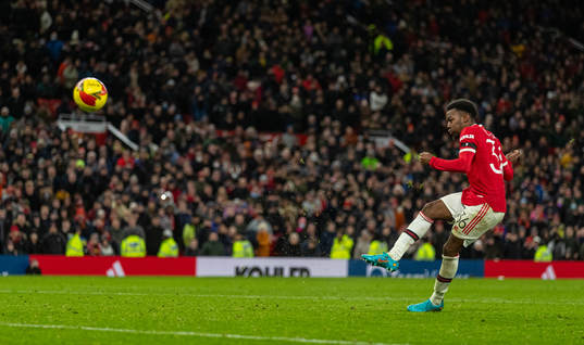 Manchester Uniteds Anthony Elanga missar