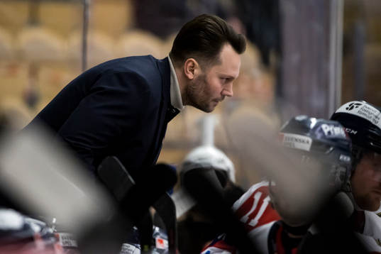 Västerviks tränare Martin Gudmundsson