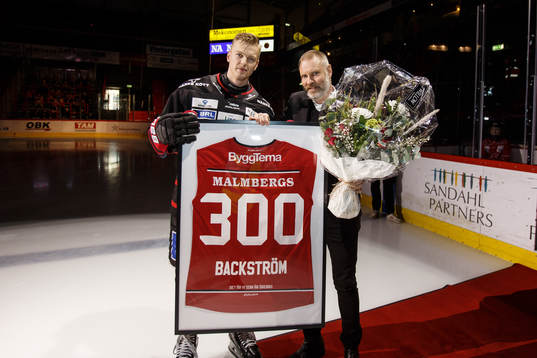 Örebros Gustav Backström uppmärksammas av VD Mikael