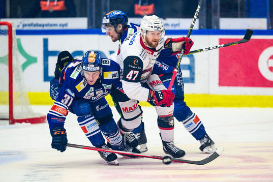 Växjös Olle Lycksell och Malmö Redhawks Joakim Ryan