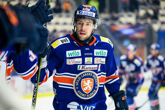 Växjös Robert Rosén jublar