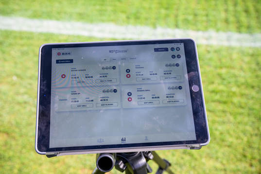 En ipad visar APEX systemet