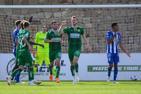 Hammarbys Richard Magyar jublar