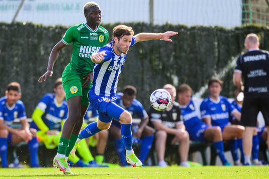 IFK Göteborgs Gustav Svensson och Hammarbys Gory Diocunda