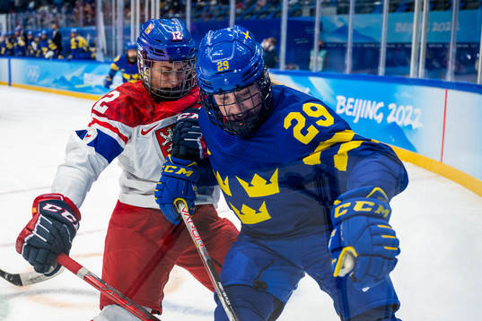 Klara Hymklarova of Czech Republic and Olivia Carlsson of