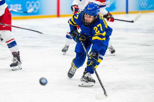 Emma Nordin of Sweden in the women’s ice hockey