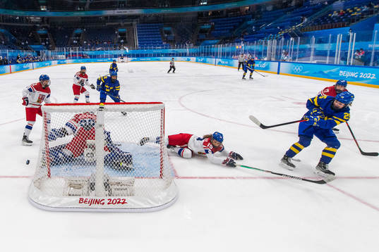 goaltender Klara Peslarova and Natalie Mlynkova of Czech