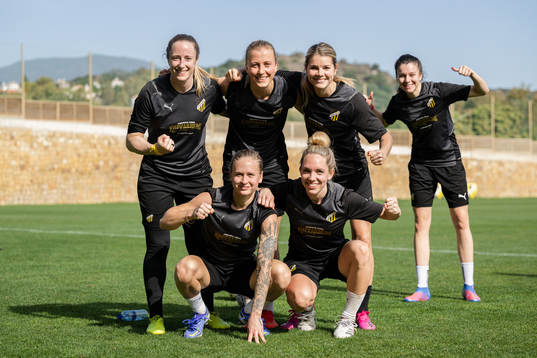 Bläddra bland fler bilder av Fotboll, Damallsvenskan, Häcken, Träningsläger 