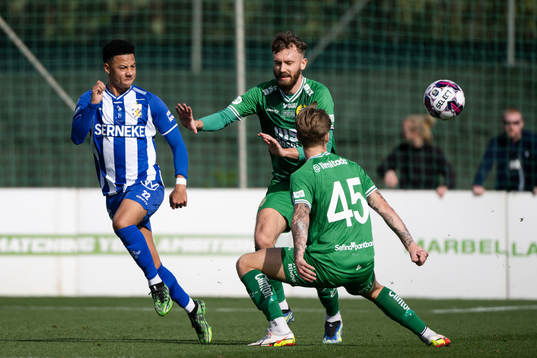 IFK Göteborgs Tobias Sana och Hammarbys Simon Sandberg