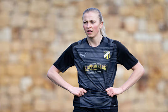 Julia Karlernäs