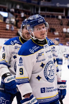 Leksands Patrik Zackrisson   jublar