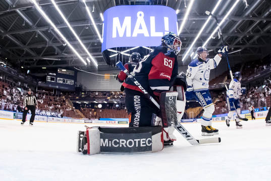 Linköpings målvakt Marcus Högberg deppar och Leksands