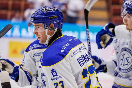 Leksands Mikael Ruohomaa jublar