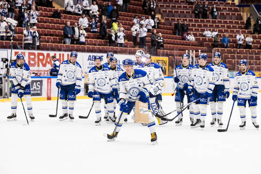 Leksands spelarna jublar
