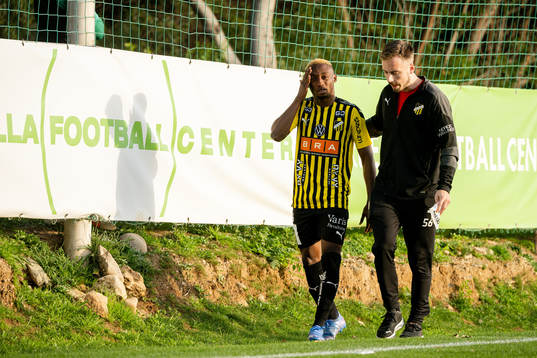 Benie Traore of Häcken in pain