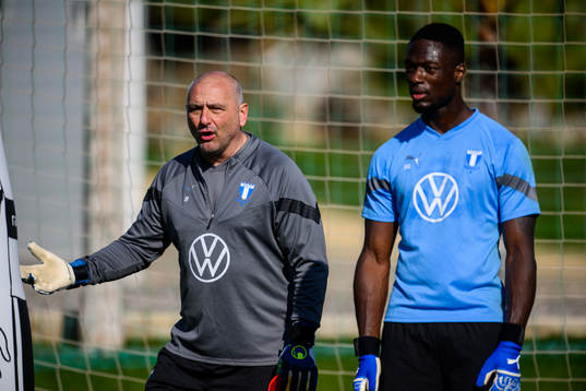Målvaktstränare Jonnie Fedel och målvakt Ismael Diawara