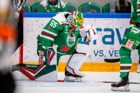 Rögles målvakt Christoffer Rifalk deppar