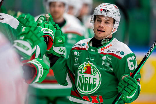 Rögles Leon Bristedt jublar