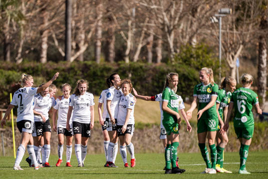 Bläddra bland fler bilder av Football, Women, Friendly match, Hammarby - Rosenborg