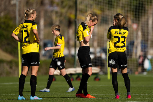 Players of Häcken look dejected