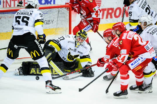 Västerås målvakt Johan Gustafsson