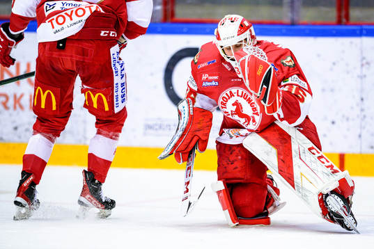 Troja/Ljungbys målvakt Wictor Ragnewall deppar