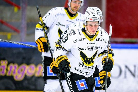 Västerås Gabriel Kangas jublar