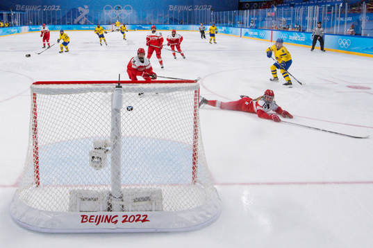 Ebba Berglund of Sweden scores 3-1 in the women's ice