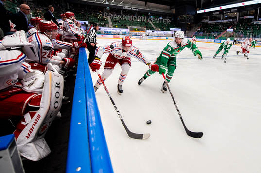 Timrås Viktor Lodin och Rögles Lucas Ekeståhl Jonsson