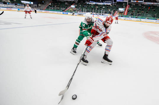 Rögles Marco Kasper och Timrås Per Svensson