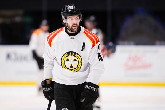 Brynäs Simon Bertilsson deppar
