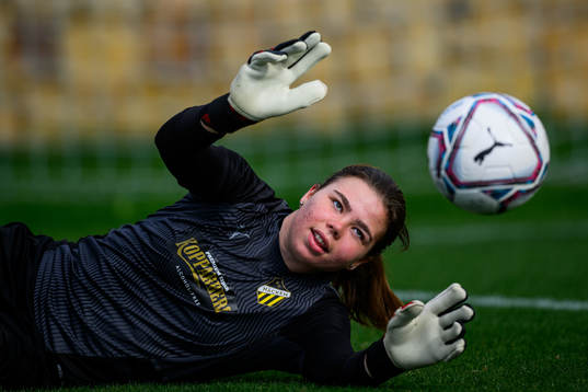 Målvakt Lisa Hall