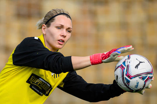 Målvakt Jennifer Falk