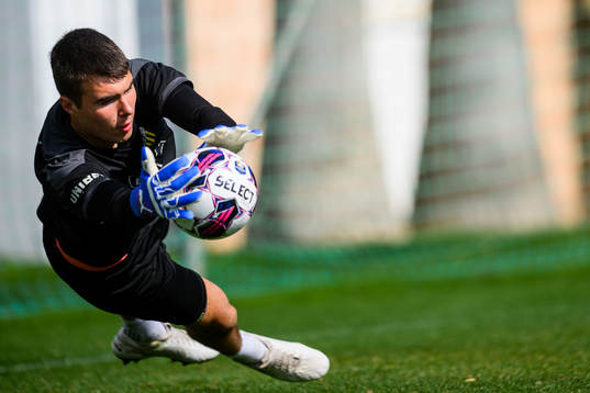 Häckens målvakt Sebastian Banozic