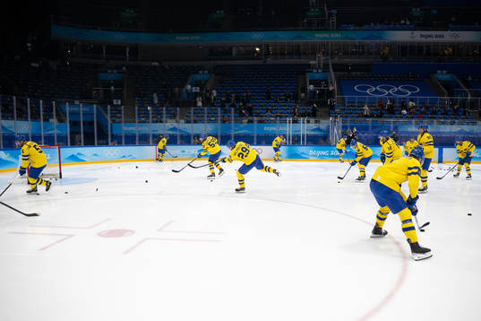 Swedish team at warmup
