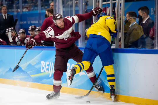 Gints Meija of Latvia and Dennis Everberg of Sweden in an