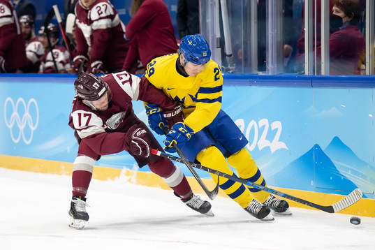 Martins Dzierkals of Latvia and Pontus Holmberg of Sweden