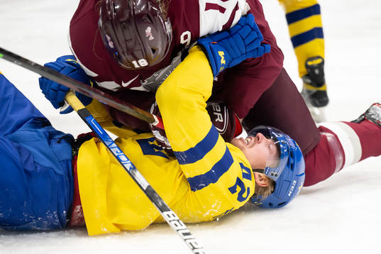Rodrigo Abols of Latvia and Joakim Nordström of Sweden in