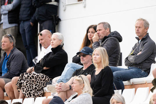 Hans Eskilsson and Malin Swedberg in the stands