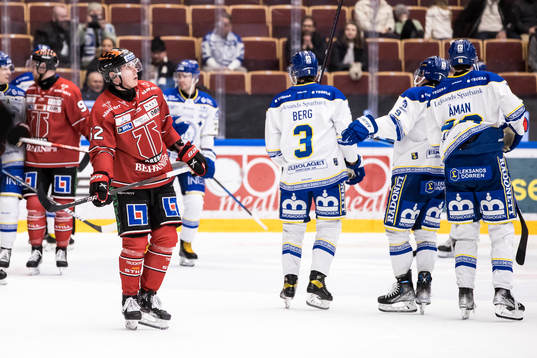 Örebros Robert Leino deppar
