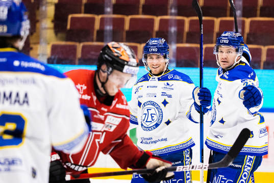 Leksands Justin Kloos jublar