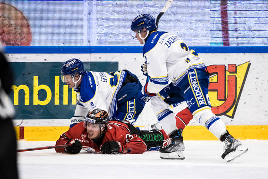Örebros Christopher Mastomäki och Leksands Tobias Ekberg
