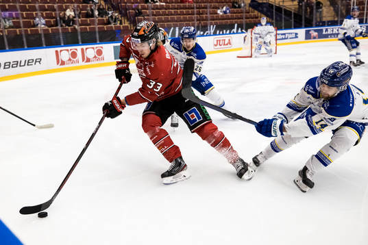 Örebros Christopher Mastomäki och Leksands Oskar Lang