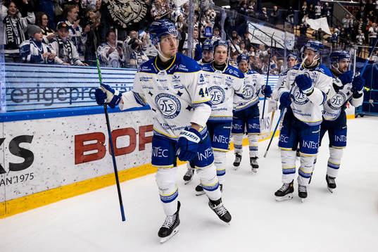 Leksands spelarna jublar