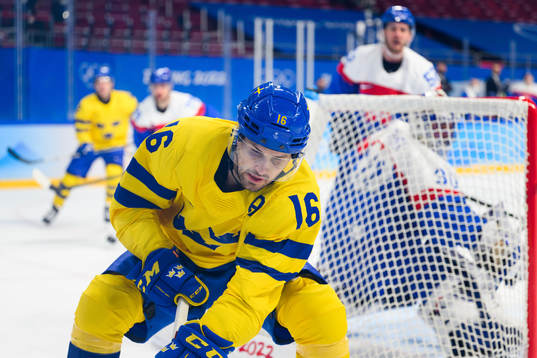 Marcus Krüger of Sweden in an ice hockey preliminary round