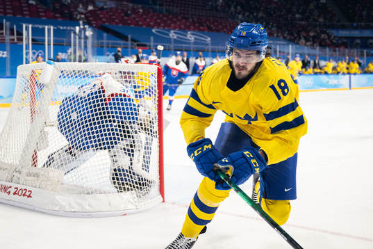 Dennis Everberg of Sweden in an ice hockey preliminary
