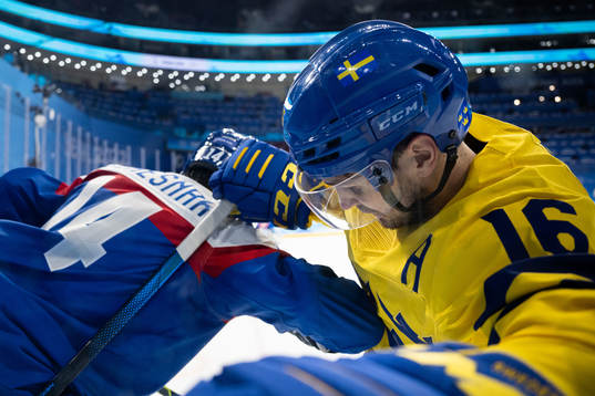 Marcus Krüger of Sweden in an ice hockey preliminary round