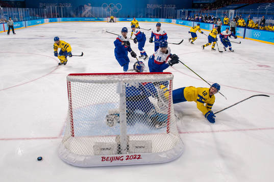 Peter Ceresnak of Slovakia and Max Friberg of Sweden at an